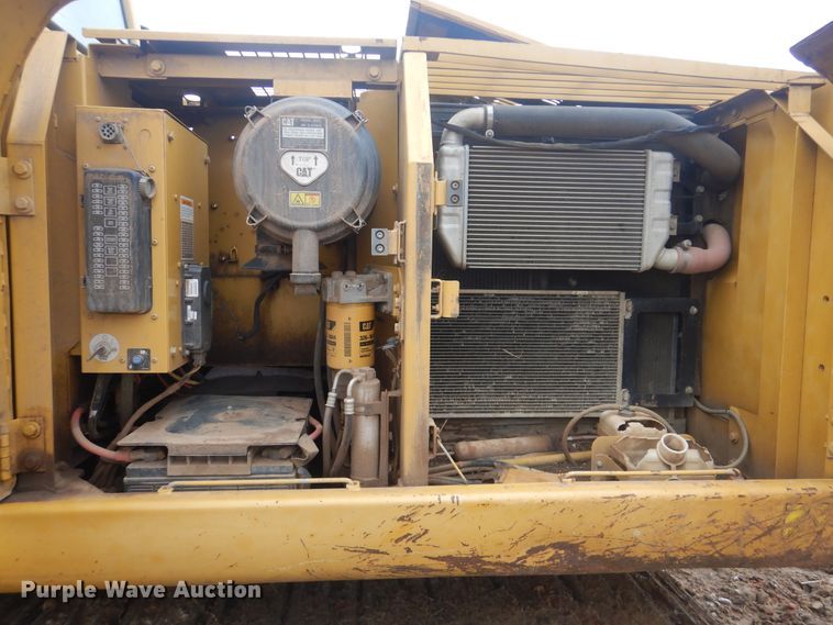 image for item DJ8582 2006 Caterpillar 320L  excavator