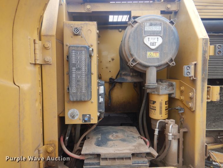 image for item DJ8582 2006 Caterpillar 320L  excavator