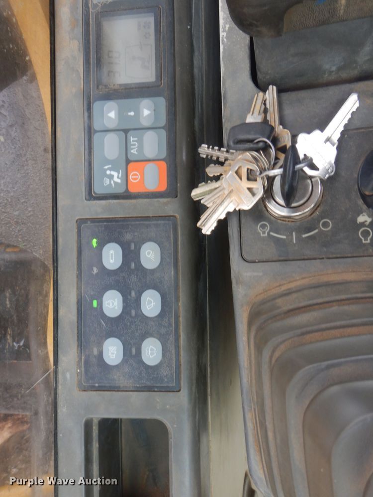 image for item DJ8582 2006 Caterpillar 320L  excavator