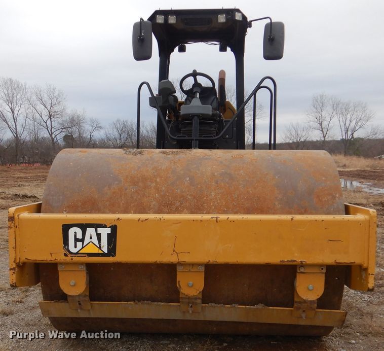 image for item DJ8583 2013 Caterpillar CS54B  single drum roller