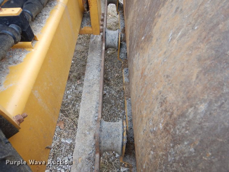 image for item DJ8583 2013 Caterpillar CS54B  single drum roller