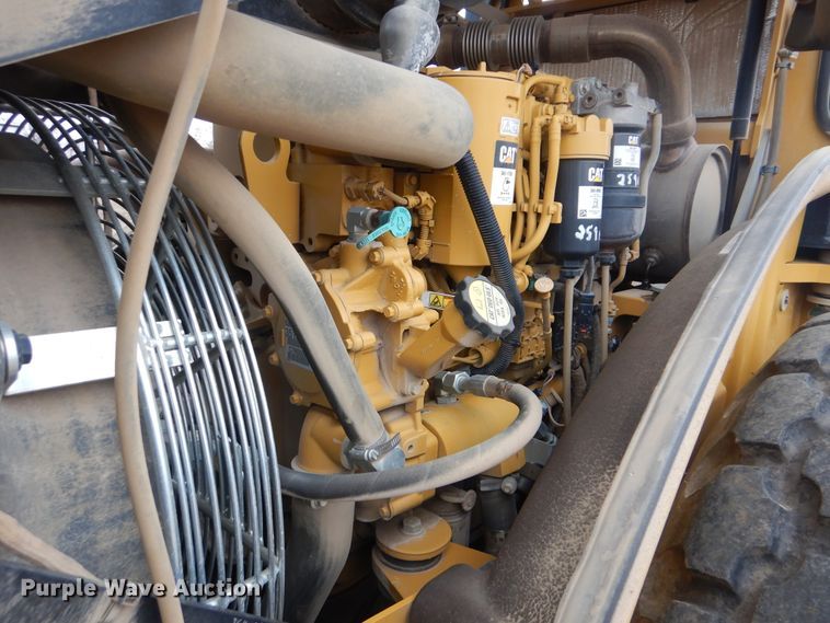 image for item DJ8583 2013 Caterpillar CS54B  single drum roller