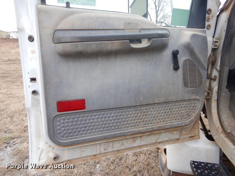 image for item DJ8586 2007 Ford F650 Super Duty XL  water truck