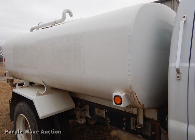 image for item DJ8586 2007 Ford F650 Super Duty XL  water truck