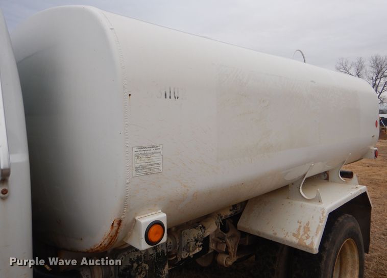 image for item DJ8586 2007 Ford F650 Super Duty XL  water truck