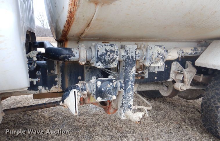 image for item DJ8586 2007 Ford F650 Super Duty XL  water truck