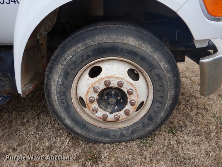 image for item DJ8586 2007 Ford F650 Super Duty XL  water truck