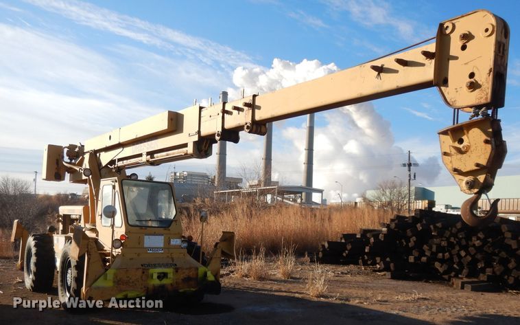 image for item DL2557 Dresser 150FA  crane