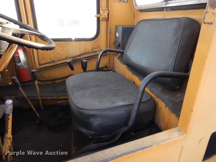 image for item DL2557 Dresser 150FA  crane