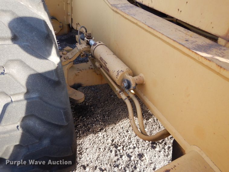 image for item DL2557 Dresser 150FA  crane