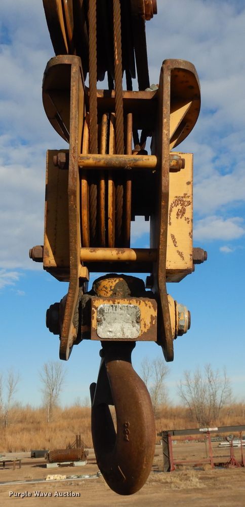 image for item DL2557 Dresser 150FA  crane