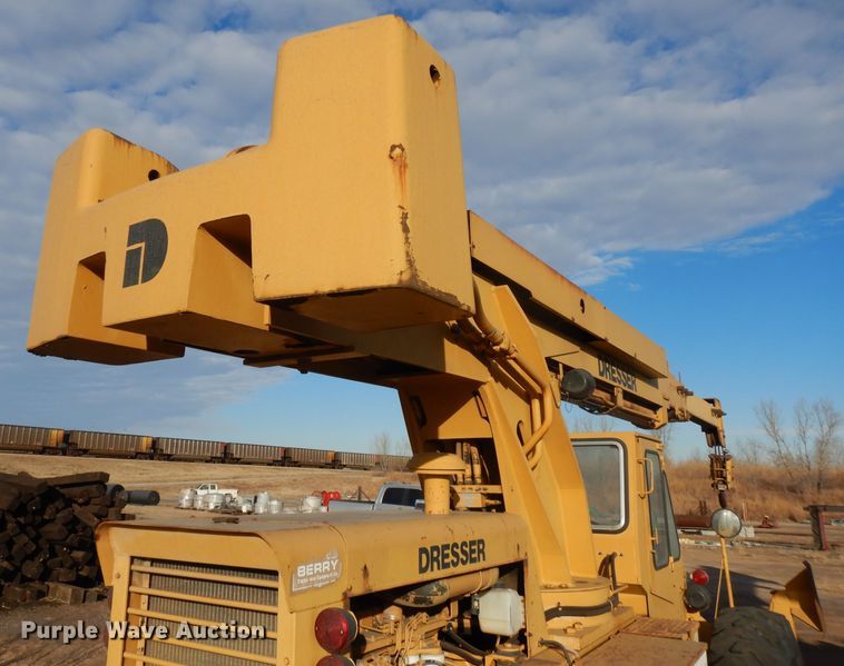 image for item DL2557 Dresser 150FA  crane