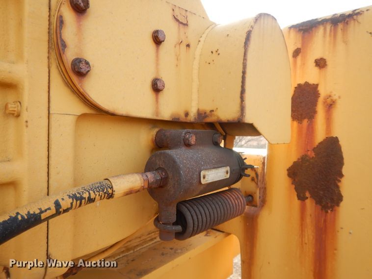 image for item DL2557 Dresser 150FA  crane