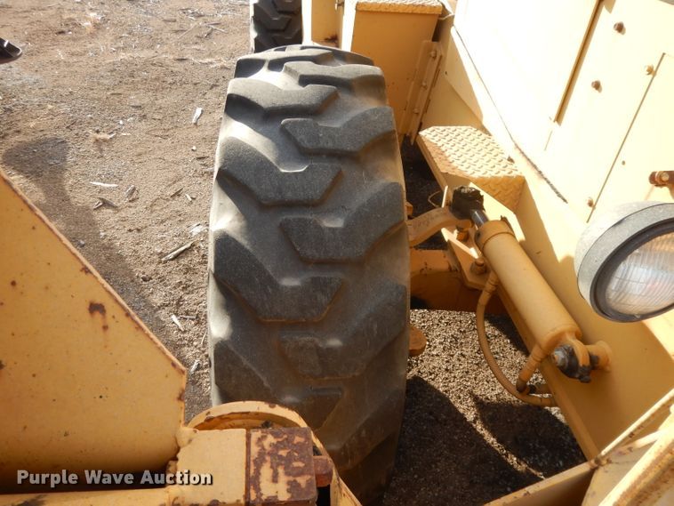 image for item DL2557 Dresser 150FA  crane