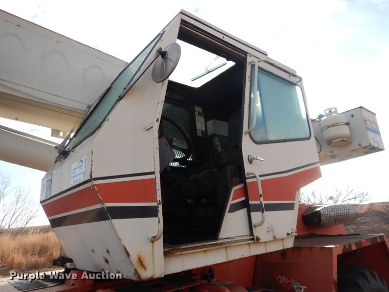 image for item DL2558 Link-Belt RTC-8022  crane