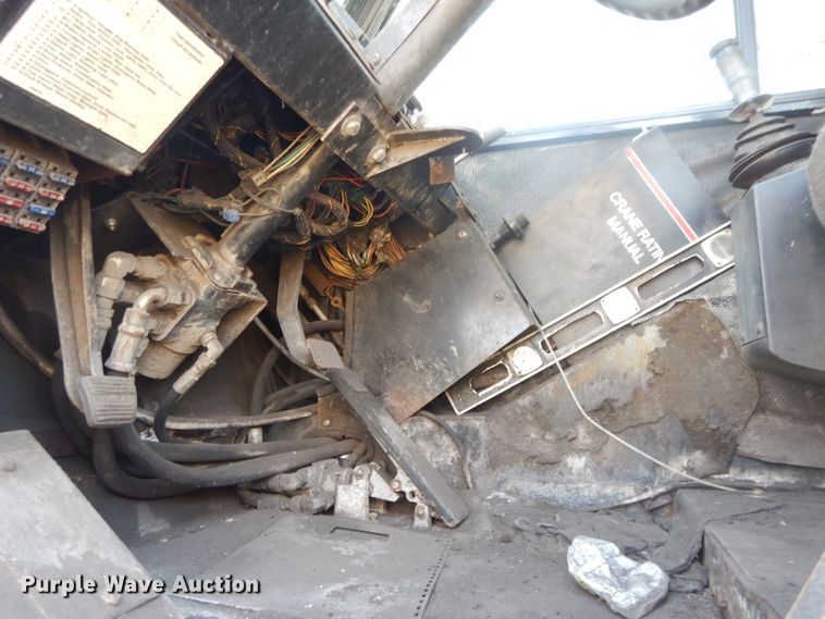 image for item DL2558 Link-Belt RTC-8022  crane