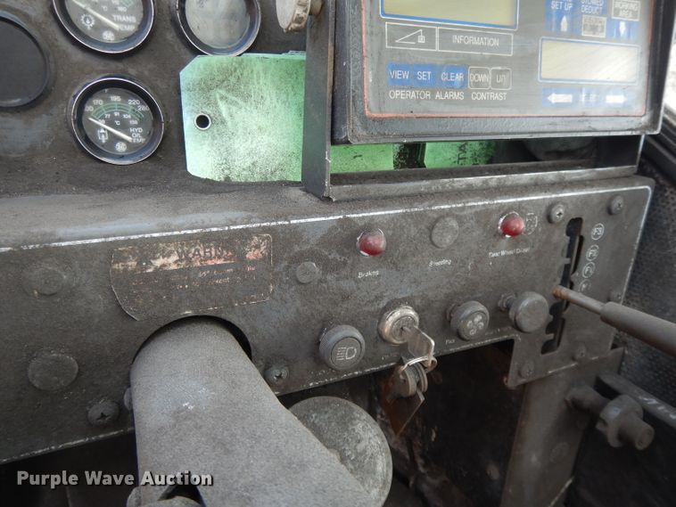 image for item DL2558 Link-Belt RTC-8022  crane