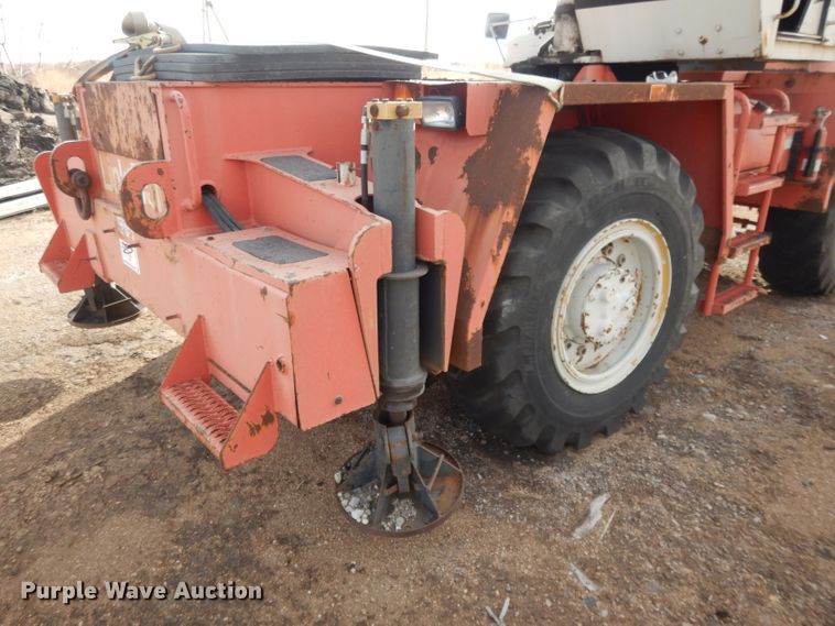 image for item DL2558 Link-Belt RTC-8022  crane