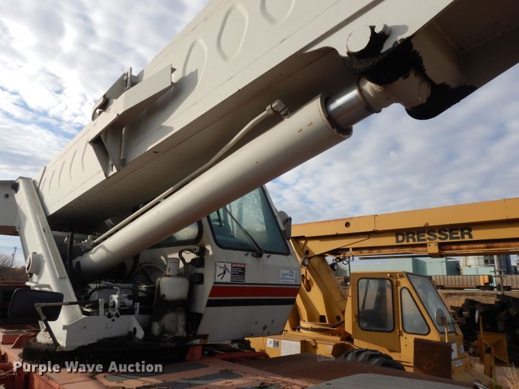 image for item DL2558 Link-Belt RTC-8022  crane