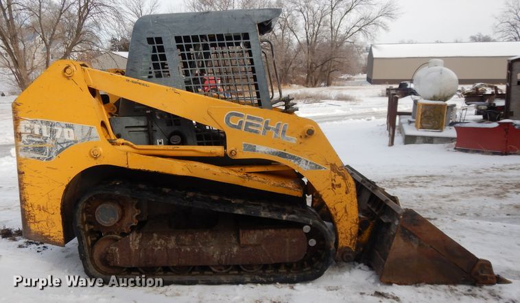 image for item DL2581 2005 Gehl CTL70  tracked skid steer loader