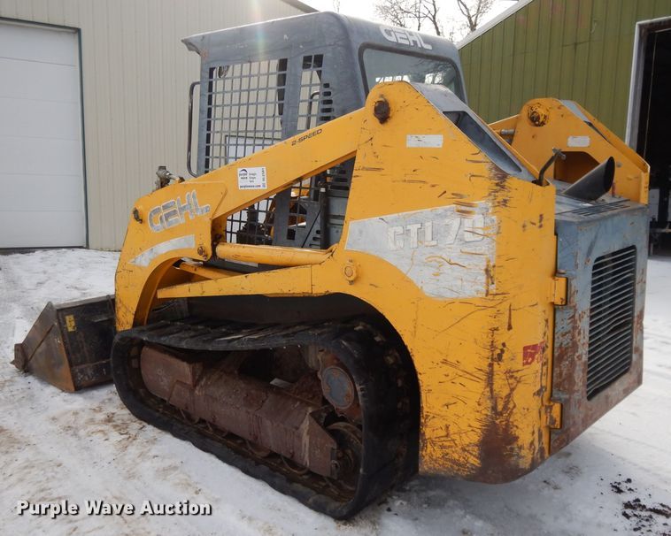 image for item DL2581 2005 Gehl CTL70  tracked skid steer loader
