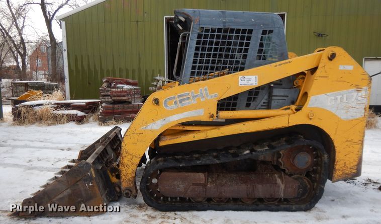 image for item DL2581 2005 Gehl CTL70  tracked skid steer loader