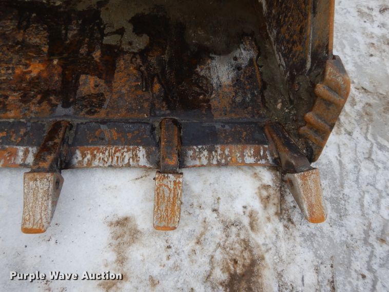 image for item DL2581 2005 Gehl CTL70  tracked skid steer loader