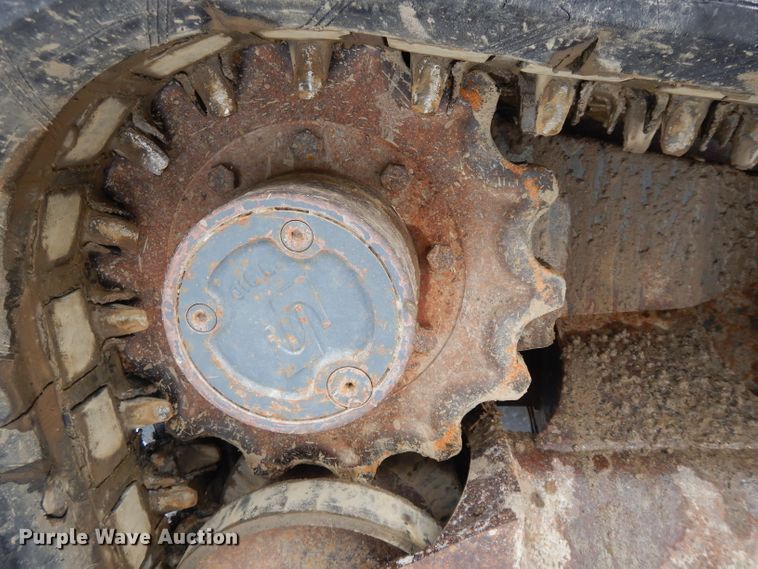 image for item DL2581 2005 Gehl CTL70  tracked skid steer loader