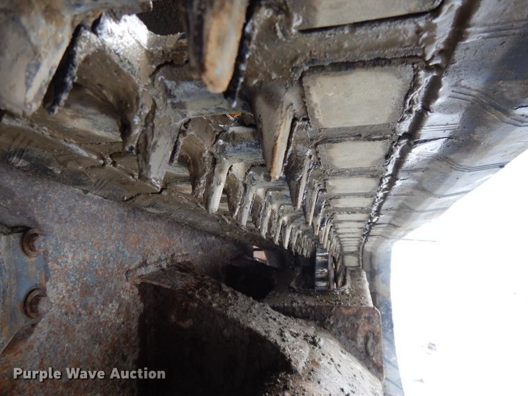 image for item DL2581 2005 Gehl CTL70  tracked skid steer loader