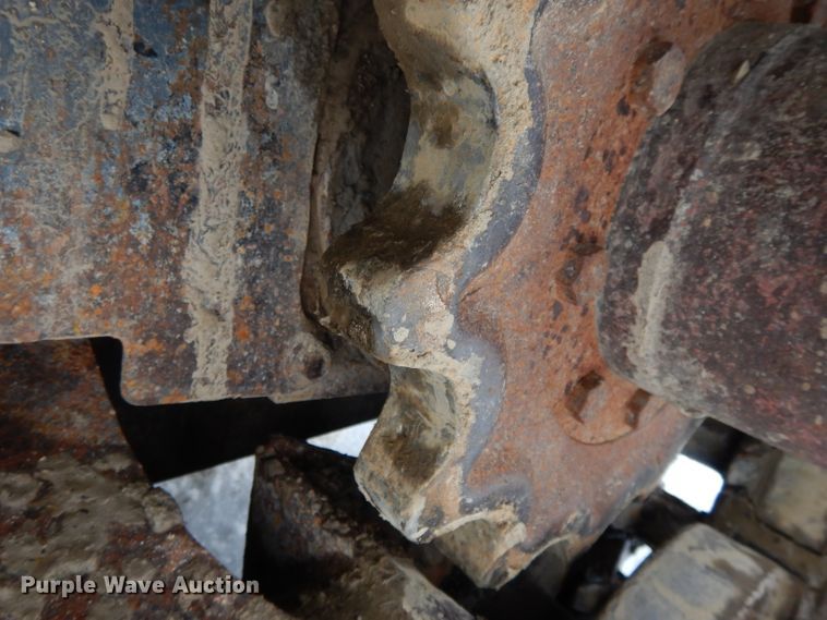 image for item DL2581 2005 Gehl CTL70  tracked skid steer loader