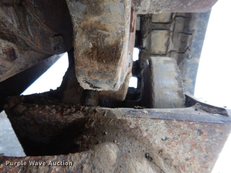 image for item DL2581 2005 Gehl CTL70  tracked skid steer loader