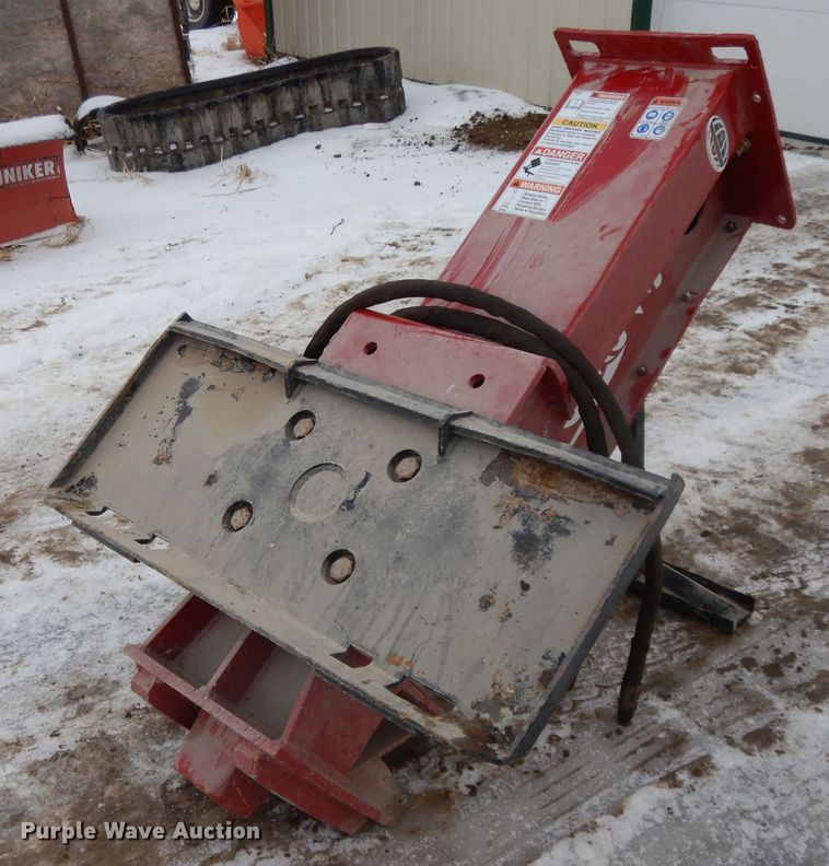 image for item DL2582 Cyclone skid steer hammer