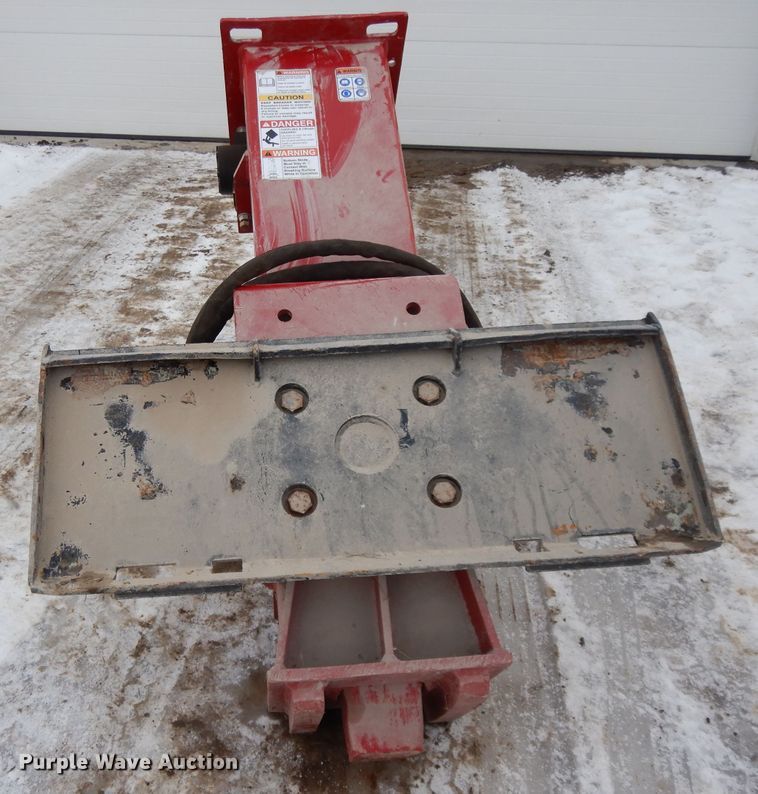 image for item DL2582 Cyclone skid steer hammer