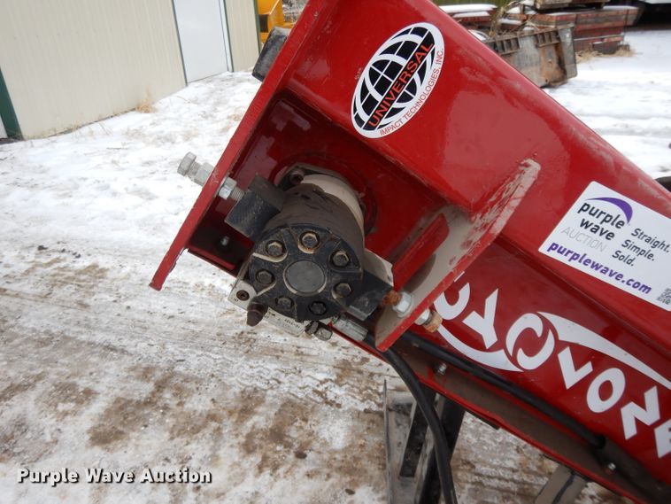 image for item DL2582 Cyclone skid steer hammer