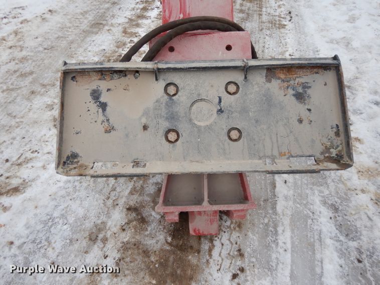 image for item DL2582 Cyclone skid steer hammer