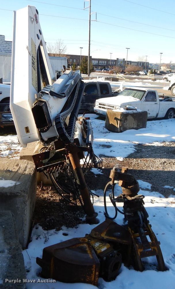 image for item DL2606 2005 IMT 9/63K2 knuckle boom crane