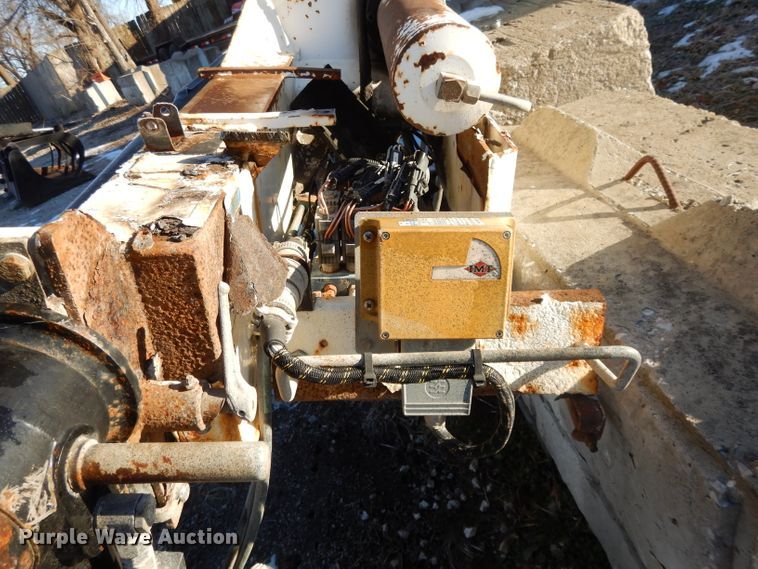 image for item DL2606 2005 IMT 9/63K2 knuckle boom crane