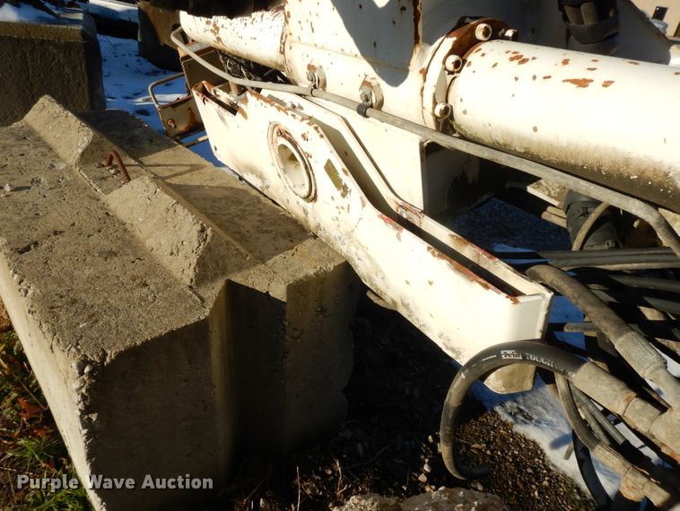 image for item DL2606 2005 IMT 9/63K2 knuckle boom crane