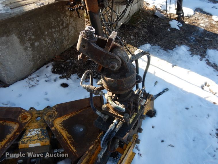 image for item DL2606 2005 IMT 9/63K2 knuckle boom crane