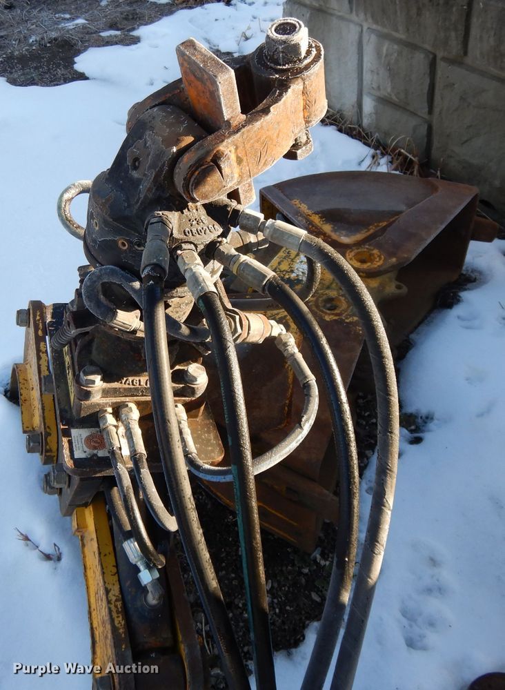 image for item DL2606 2005 IMT 9/63K2 knuckle boom crane