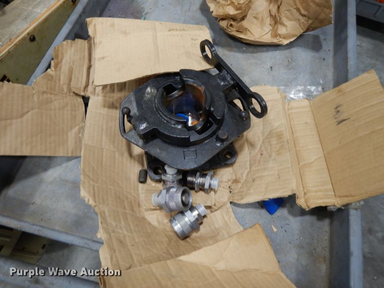 image for item DL2606 2005 IMT 9/63K2 knuckle boom crane