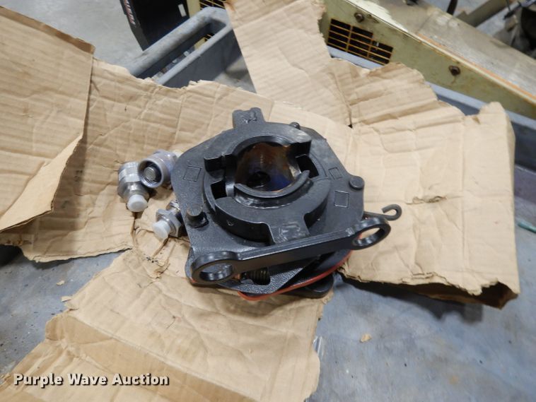 image for item DL2606 2005 IMT 9/63K2 knuckle boom crane