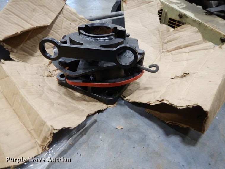 image for item DL2606 2005 IMT 9/63K2 knuckle boom crane