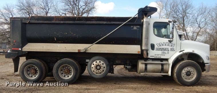 image for item DL2620 2007 Freightliner Business Class M2  dump truck