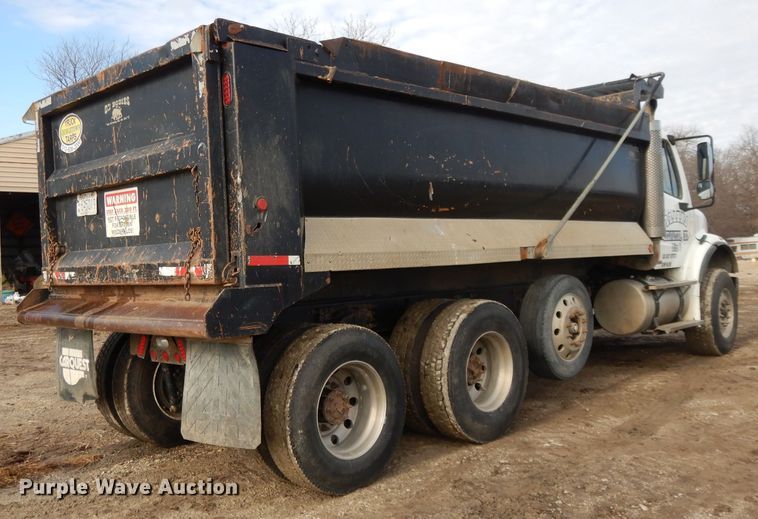 image for item DL2620 2007 Freightliner Business Class M2  dump truck