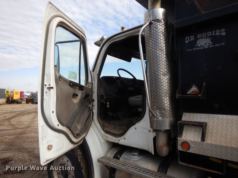 image for item DL2620 2007 Freightliner Business Class M2  dump truck
