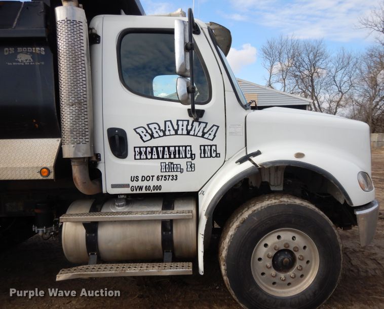 image for item DL2620 2007 Freightliner Business Class M2  dump truck