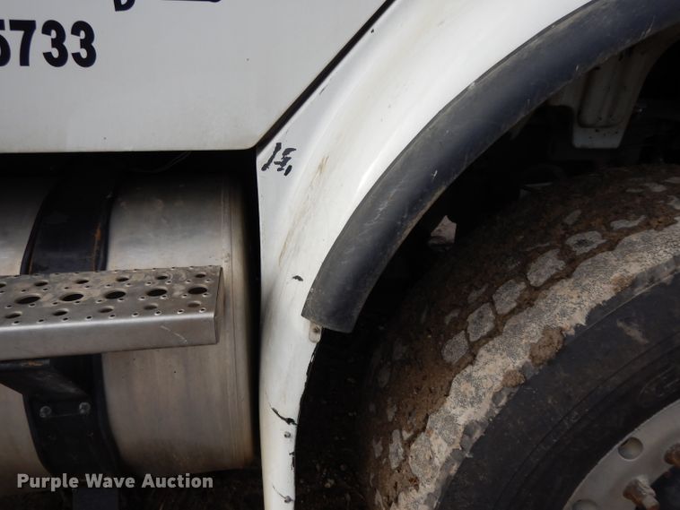 image for item DL2620 2007 Freightliner Business Class M2  dump truck