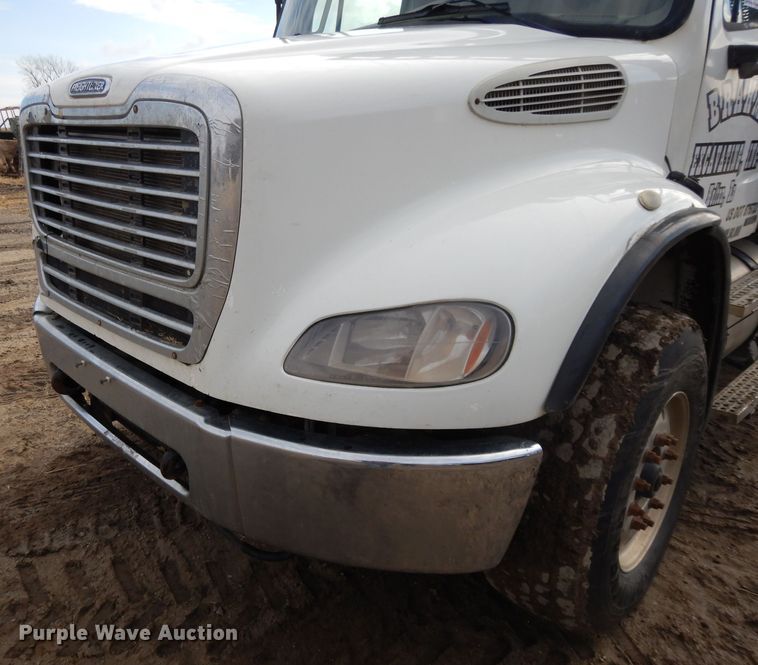 image for item DL2620 2007 Freightliner Business Class M2  dump truck
