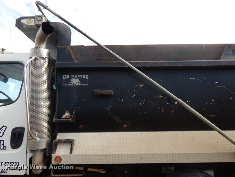 image for item DL2620 2007 Freightliner Business Class M2  dump truck